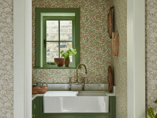 Little Greene Springflowers - Garden