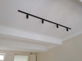 Orac kroonlijst CX106