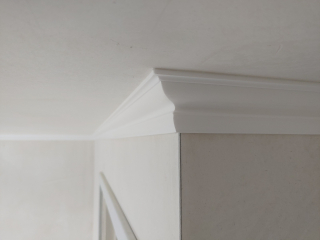 Orac kroonlijst CX148