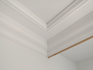 Orac kroonlijst CX192