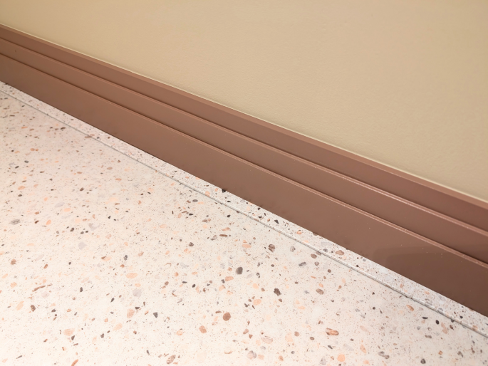 Orac vloerplint SX180