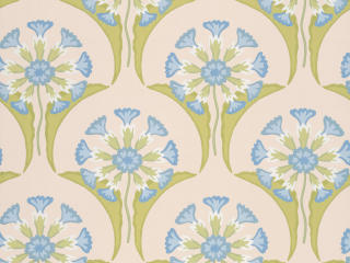 Vrolijk behang met roze, groene en blauw kleuren Hencroft - Blue Primula met bloemen