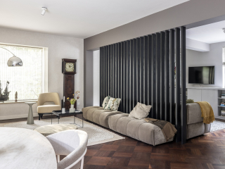 Roomdivider as zwart