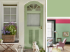 Little Greene - Pea Green 91 op een deur en wand geschilderd