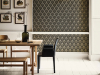 Sfeerfoto Little Greene behang Borough High Street - Stamp met een wit interieur