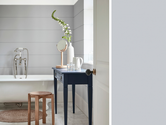 Little Greene - Gauze Dark 166 in de badkamer