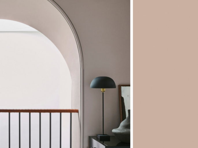 Little Greene - China Clay Dark 178 op de wand