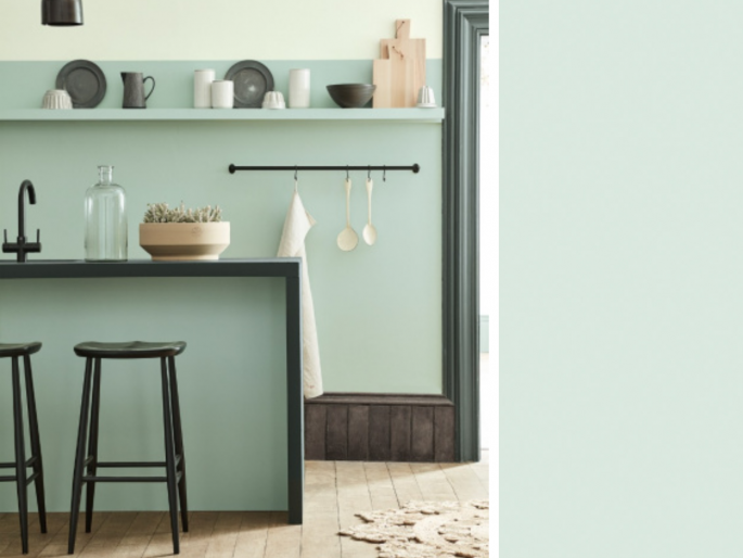 Little Greene - Aquamarine Light 283 op de bar en achterwand
