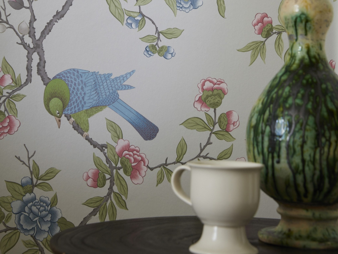Detail foto Aderyn - French Grey behang van Little Greene