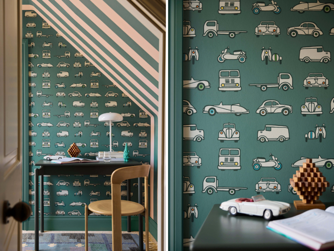 Little Greene behang Road Trip Pleat op de muur met Broad Stripe behang 