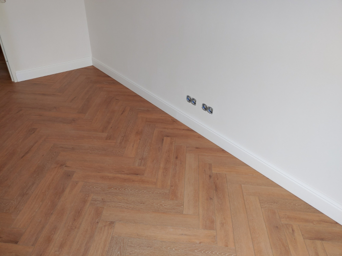 Orac vloerplint SX118 - 16 stuks gespoten beige